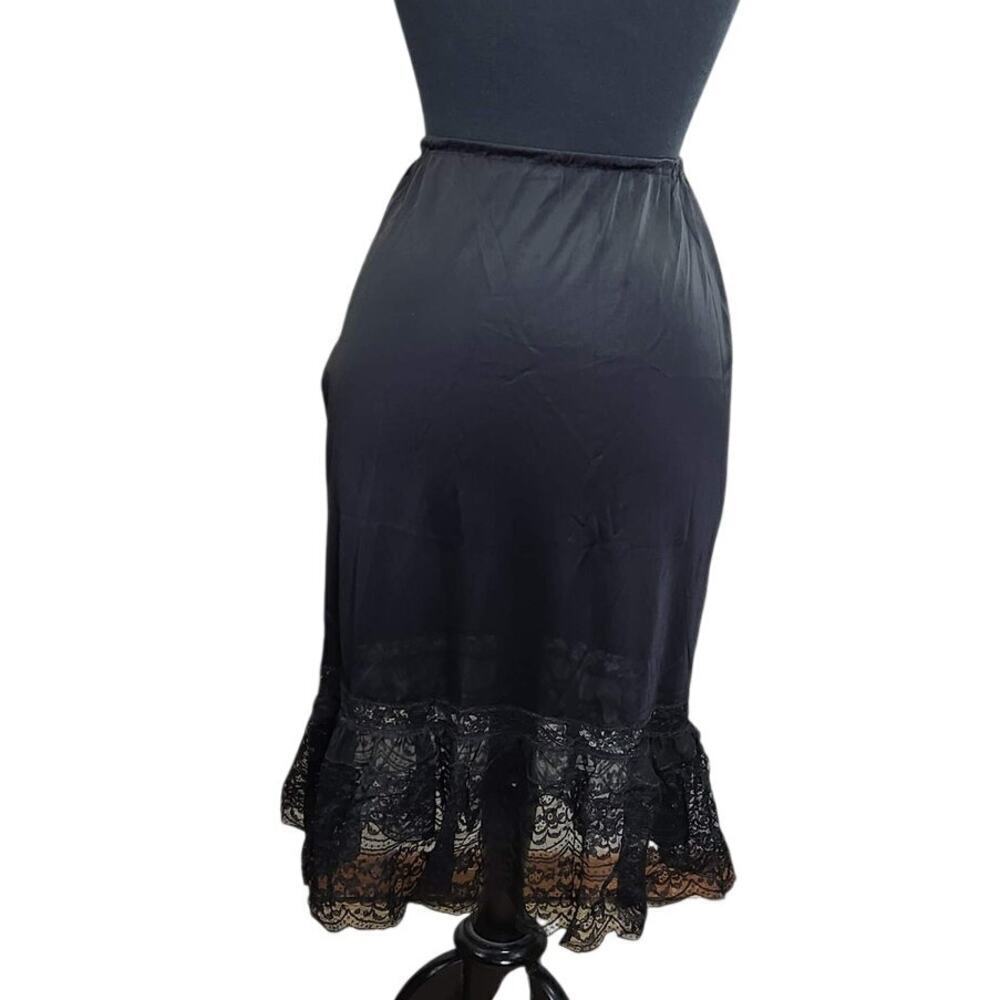 Vintage Van Raalte Half Slip S Black Nylon Lace Ruffle Trim Skirt Slip Lingerie - Picture 4 of 5
